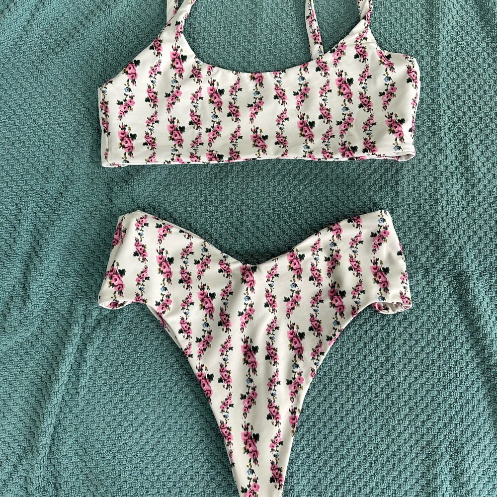 Skatie Pink Floral Bikini Oxford